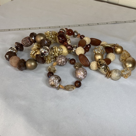 Group of chunky funky neutral stretch bracelets - Picture 8 of 12